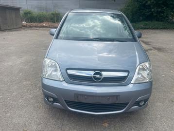Opel mierva, Autos, Achat, Boîte manuelle, 5 portes, Berline