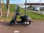 Vespa Sprint - A klasse - weinig km’s, Fietsen en Brommers, Ophalen