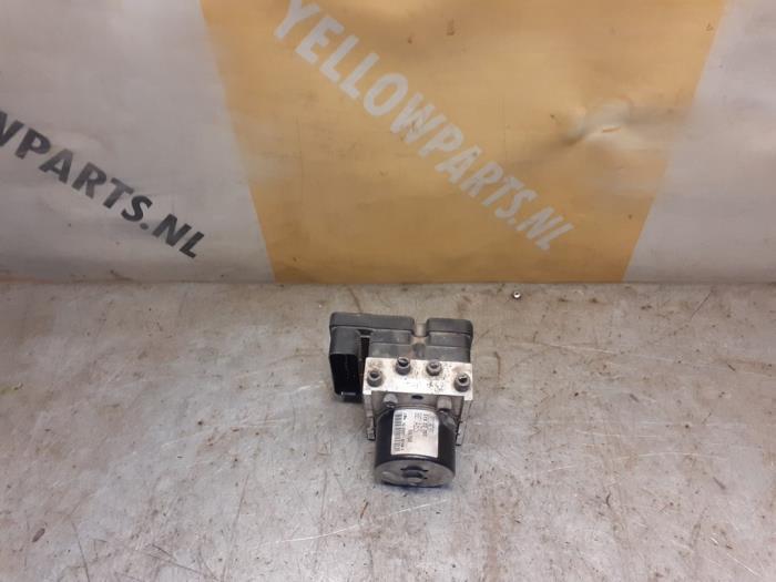ABS Pomp van een Fiat Doblo, Auto-onderdelen, Elektronica en Kabels, Fiat, Gebruikt, 3 maanden garantie, Ophalen of Verzenden