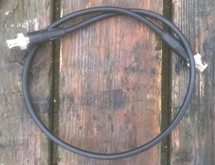 Video kabel BNC - BNC, 1 meter 75 Ohm, Audio, Tv en Foto, Fotografie | Professionele apparatuur, Zo goed als nieuw, Ophalen of Verzenden