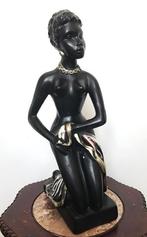 Erotisch Afrikaans vrouwen beeld in steen😍😎🤗, Antiek en Kunst, Kunst | Beelden en Houtsnijwerken, Ophalen of Verzenden