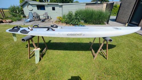 Mistral Equipe XR raceboard raceklaar!, Watersport en Boten, Windsurfen, Gebruikt, Plank, 300 cm of meer, Met vin(nen), Ophalen