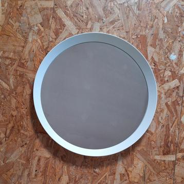 Miroir ikea beschikbaar voor biedingen