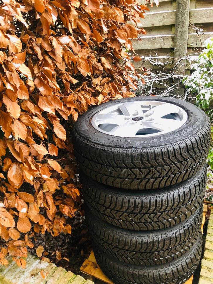 Veilig op weg naar de wintersport!, Autos : Pièces & Accessoires, Pneus & Jantes, Pneu(s), Pneus hiver, Enlèvement