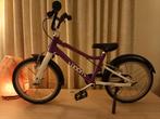 Kinderfiets Woom Original 3 met spatborden en standaard, Fietsen en Brommers, Ophalen, Gebruikt