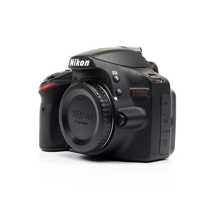 Nikon D3200 + tas (nieuwstaat), Audio, Tv en Foto, Fotocamera's Digitaal, Zo goed als nieuw, Spiegelreflex, Nikon, Ophalen of Verzenden