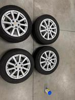 Winterbanden Nissan Quasqai 2018, Auto-onderdelen, Banden en Velgen, Banden en Velgen, 17 inch, Personenwagen, Gebruikt