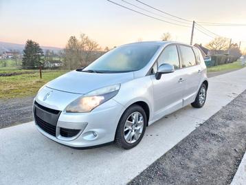 Renault Scenic 1.5Dci "Très Propre" GPS, Attelage, Airco  beschikbaar voor biedingen
