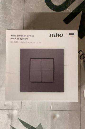 Philips hue niko dimmer switch beschikbaar voor biedingen