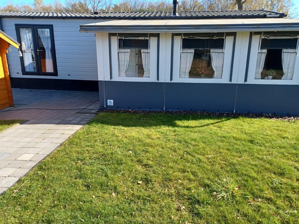 Te koop chalet op de camping de binnenvaart  te houthalen