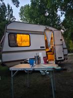 Lichte, compacte, retro caravan ('85) in zeer goede staat, Particulier