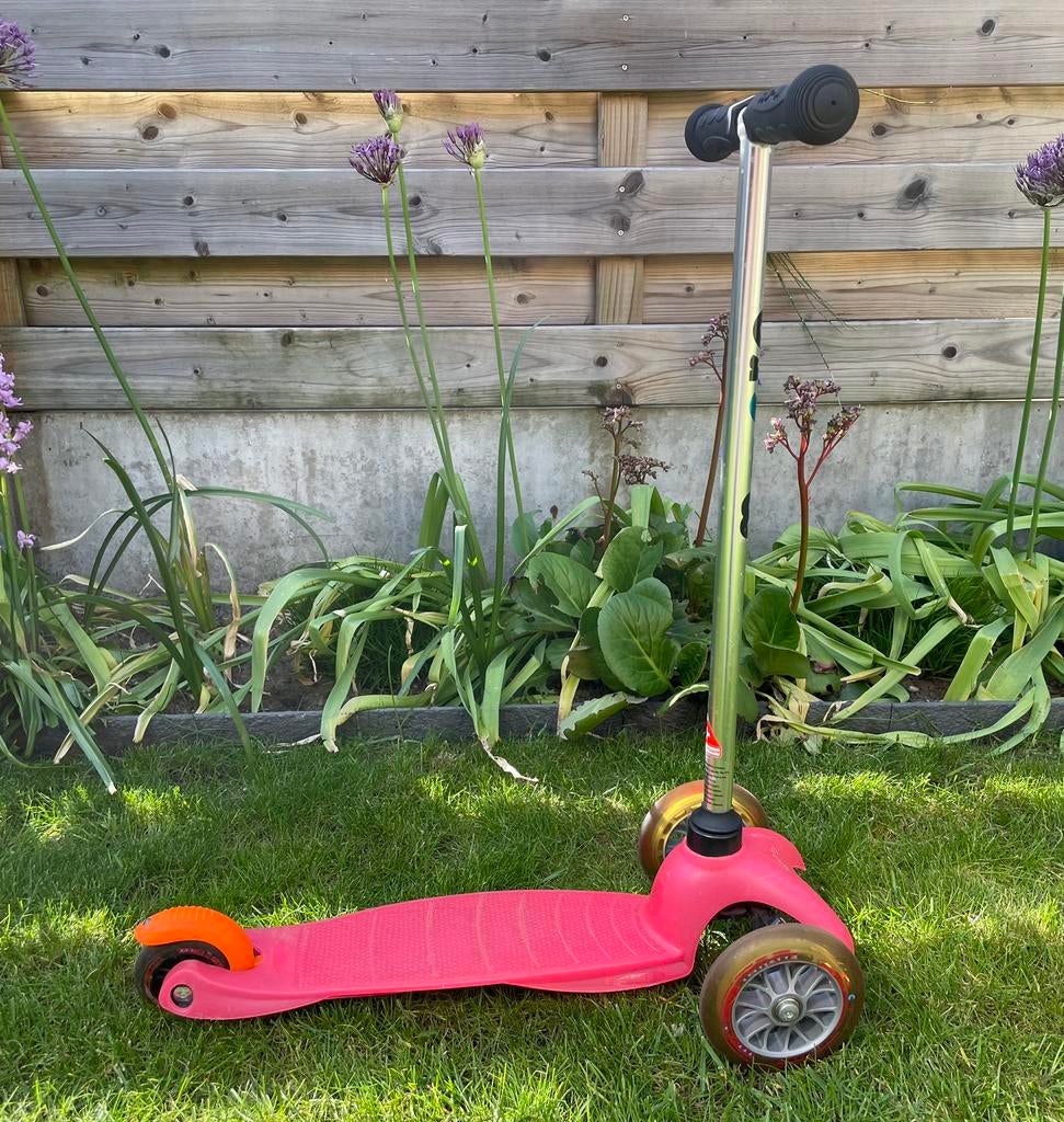 Micro Mini Deluxe step, Kinderen en Baby's, Speelgoed | Buiten | Voertuigen en Loopfietsen, Ophalen, Zo goed als nieuw