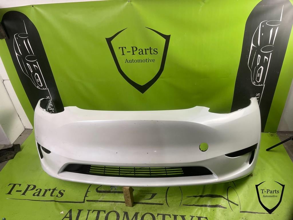 Pare-chocs avant de Tesla Model Y, Info@tesla.com, Pare-chocs, Tesla, Inc., Utilisé