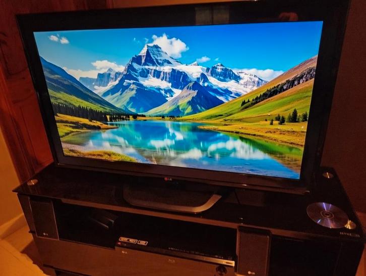 TV LG 42" (107cm) LED FULL HD + TELECOMMANDE, TV, Hi-fi & Vidéo, Télévisions, LED, LG, Enlèvement