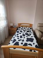 Lit simple avec matelas et table de chevet, Enlèvement