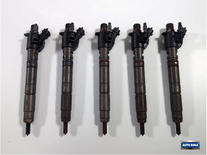 Verstuiver (diesel) van een Volvo V60, Gebruikt, -, -, Ophalen of Verzenden