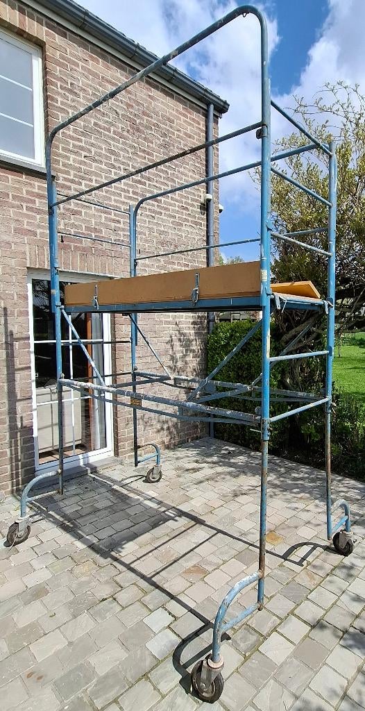 Echafaudage roulant Comabi, Bricolage & Construction, Échelles & Escaliers, Enlèvement, Utilisé, Pliable ou rétractable/escamotable