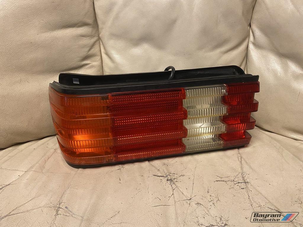 Mercedes W126 achterlicht rechts S-klasse 1268201064 sec, Autos : Pièces & Accessoires, Éclairage, Mercedes-Benz, Utilisé, Enlèvement ou Envoi