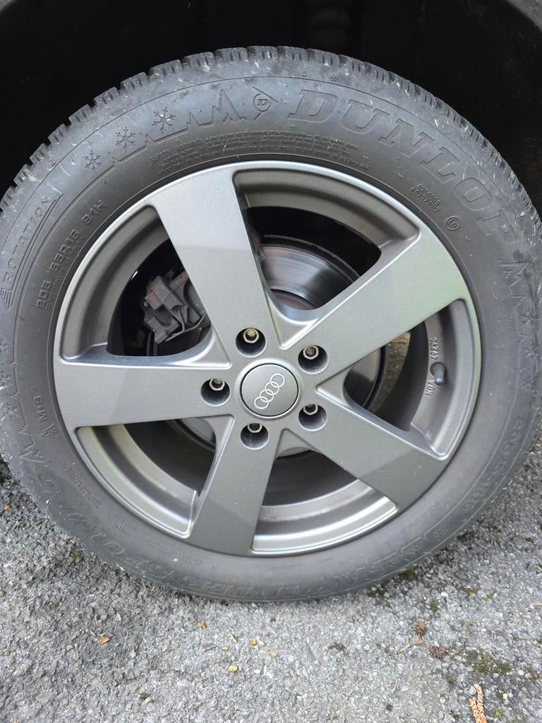 Jantes dezent avec pneus hiver 16 pouces 5x112 ET50, Pneus hiver, 16 pouces, Véhicule de tourisme, 205 mm