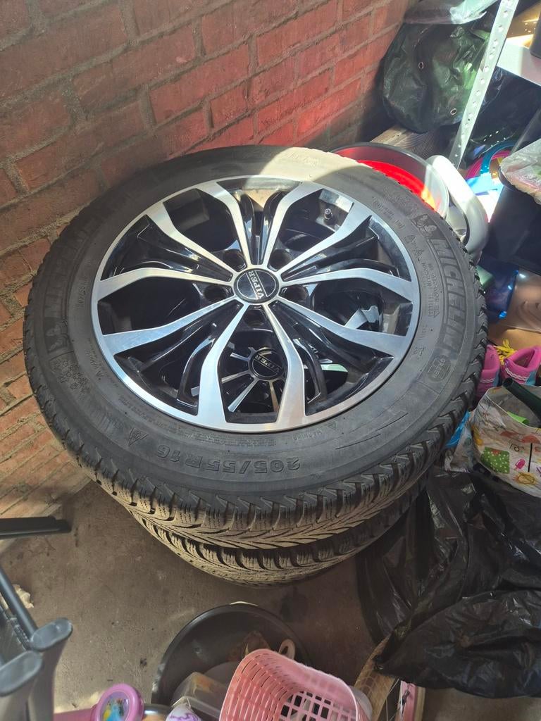 16 inch viper velgen met winterbanden, Auto-onderdelen, Banden en Velgen, Ophalen of Verzenden, 16 inch, Winterbanden, Velg(en)