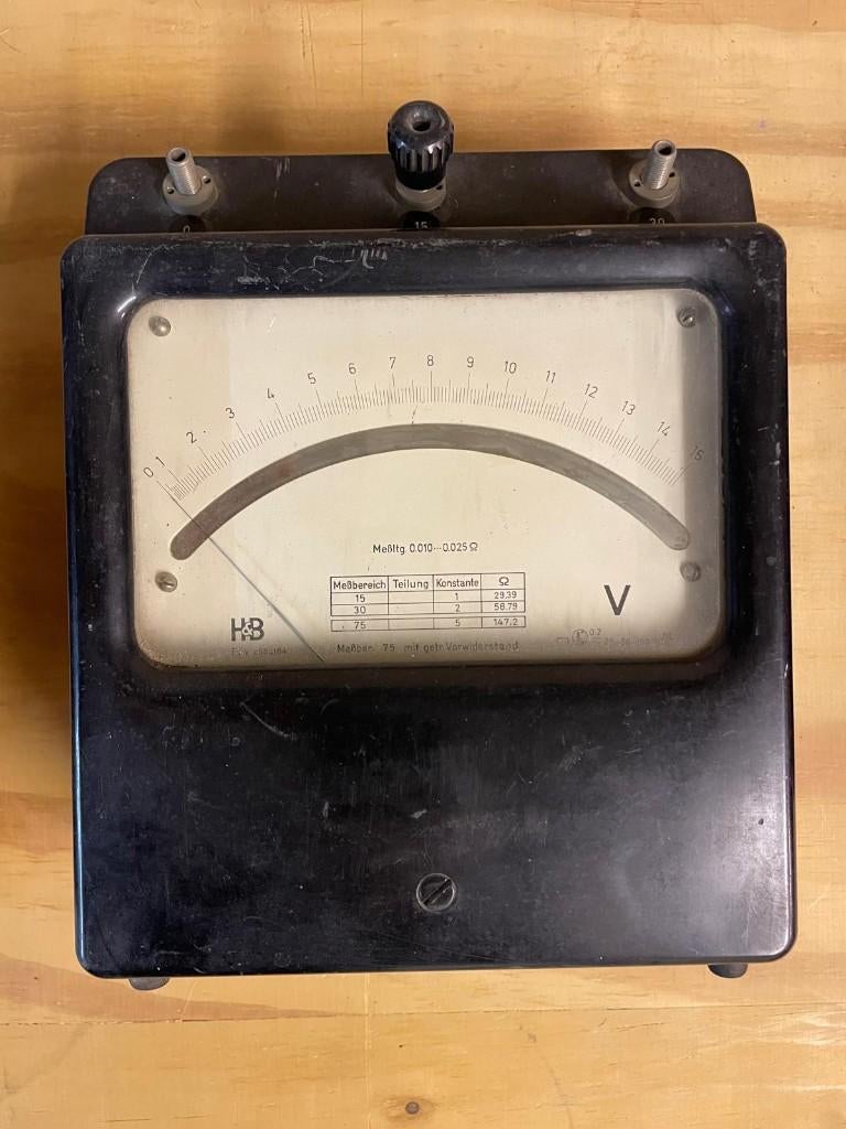 Zeer nauwkeurige Voltmeter voor Wisselspanning, Ophalen, Gebruikt