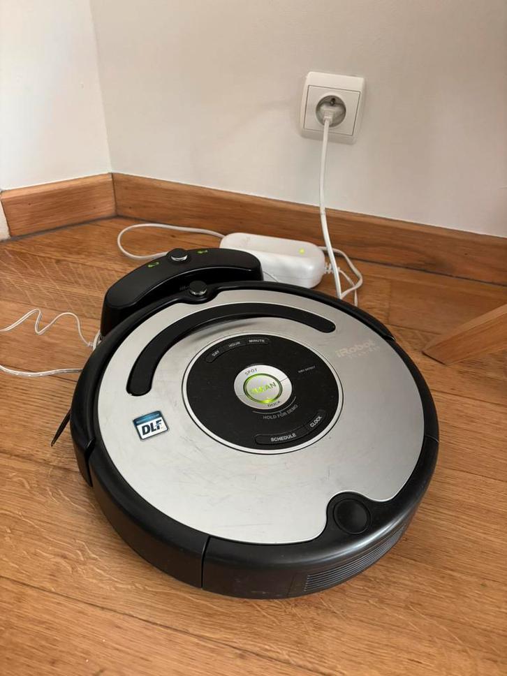 Roomba still working, Electroménager, Aspirateurs, Utilisé, Aspirateur robot, Réservoir, Enlèvement