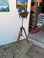 Industriële tripod vloerlamp / zoeklicht lamp– hout & metaal, Ophalen, Zo goed als nieuw, Hout