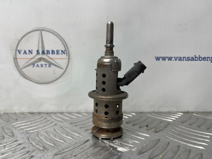 Injecteur Adblue d'un Mercedes Sprinter, Autos : Pièces & Accessoires, Systèmes à carburant, Mercedes-Benz, Utilisé, 3 mois de garantie