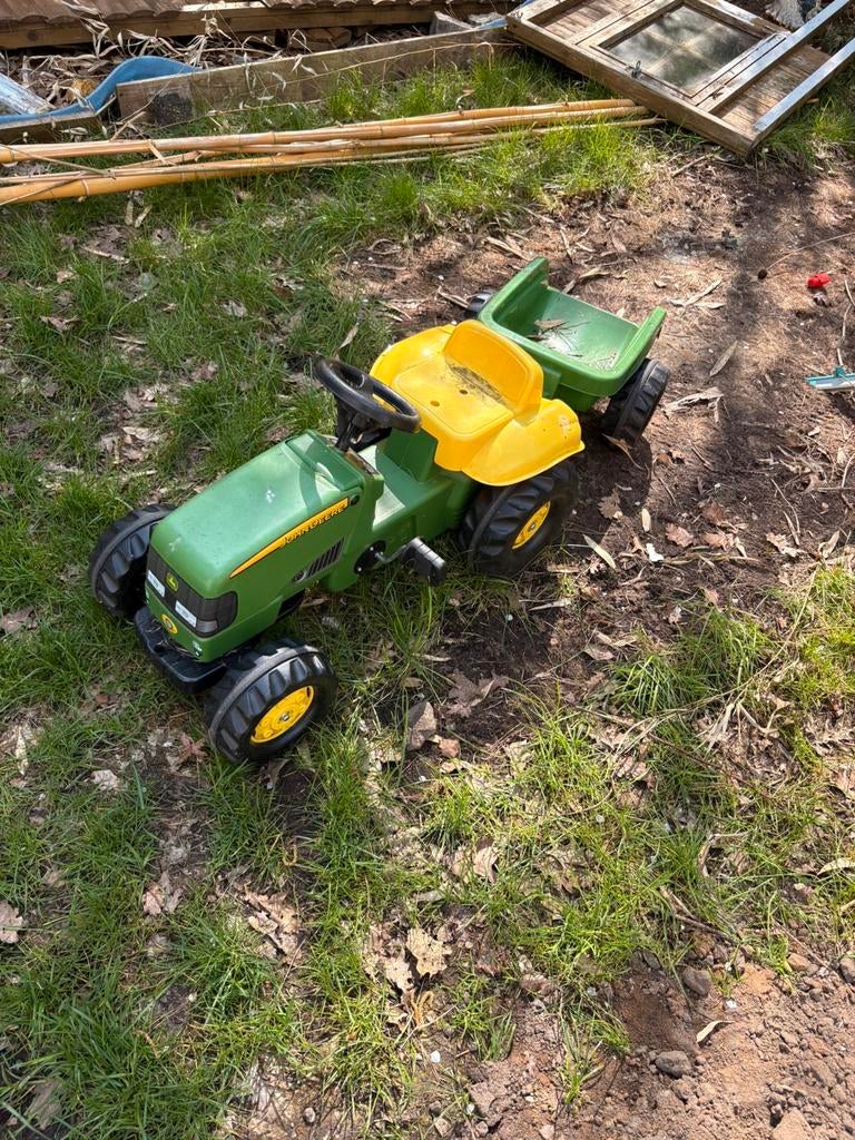 John deere speelgoed tractor, Kinderen en Baby's, Ophalen, Zo goed als nieuw, Met kar of aanhanger