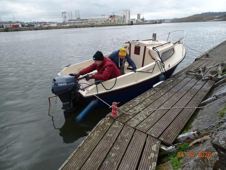 YAMAHA 8CV 4 TPS ARBRE LONG, Sports nautiques & Bateaux, Moteurs Hors-bord & In-bord, Utilisé, Essence, Moteur hors-bord, 5 à 10 ch