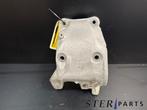 Support moteur d'un Mercedes A-Klasse, Autos : Pièces & Accessoires, 3 mois de garantie, Utilisé, -, -