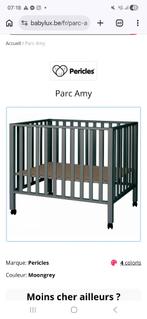 Parc bébé + matelas + tapis et tour de parc, Enlèvement, Comme neuf, Carré, Roulettes