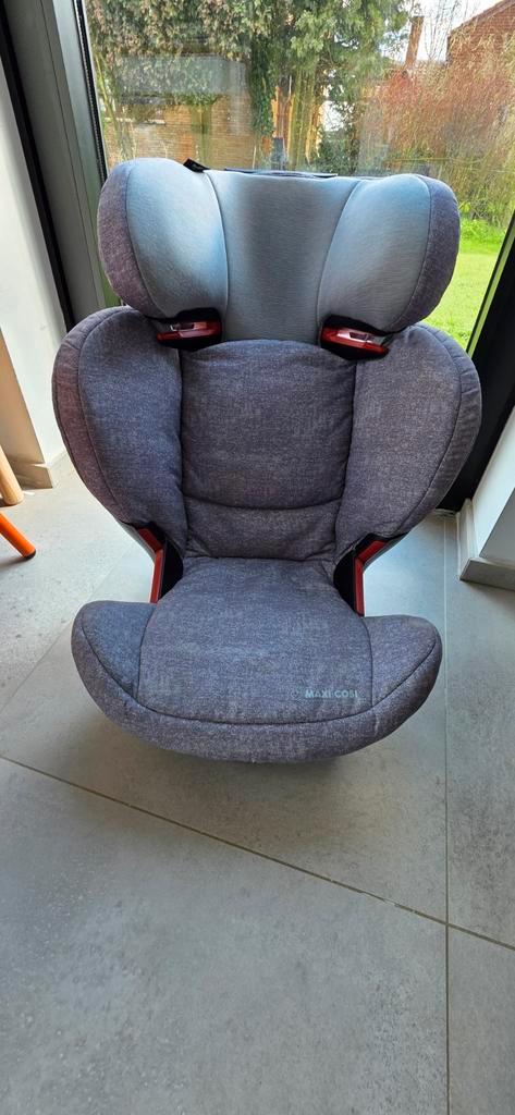 Siège auto Rodifix, Enfants & Bébés, Sièges auto, Comme neuf, Maxi-Cosi, 15 à 36 kg, Isofix, Dossier réglable, Protection latérale
