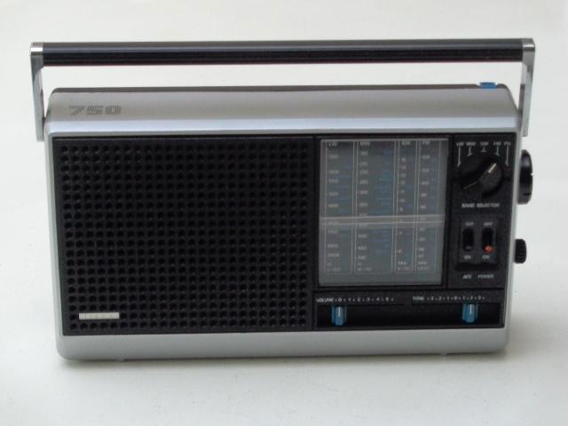 Radio ancienne SIERA Type 90 RL 750/00S de 1976, TV, Hi-fi & Vidéo, Radios, Utilisé, Radio, Enlèvement ou Envoi