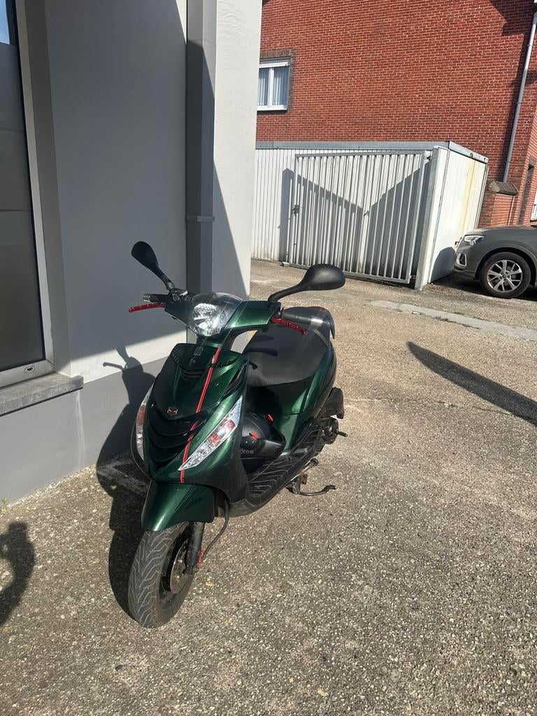 Piaggio zip 4t2v, Fietsen en Brommers, Ophalen, Gebruikt, Overige modellen, Klasse A (25 km/u)