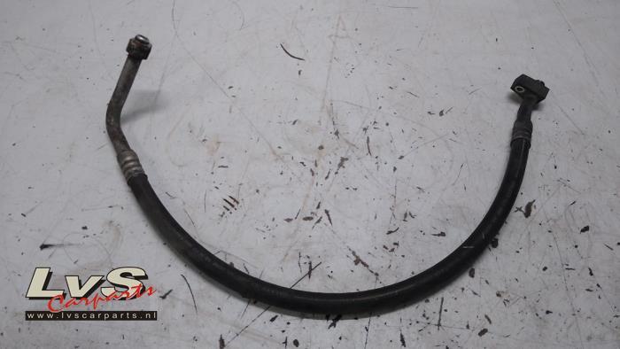 Tuyau clim d'un Iveco New Daily, Autos : Pièces & Accessoires, -, 3 mois de garantie, Utilisé, Autres marques automobiles