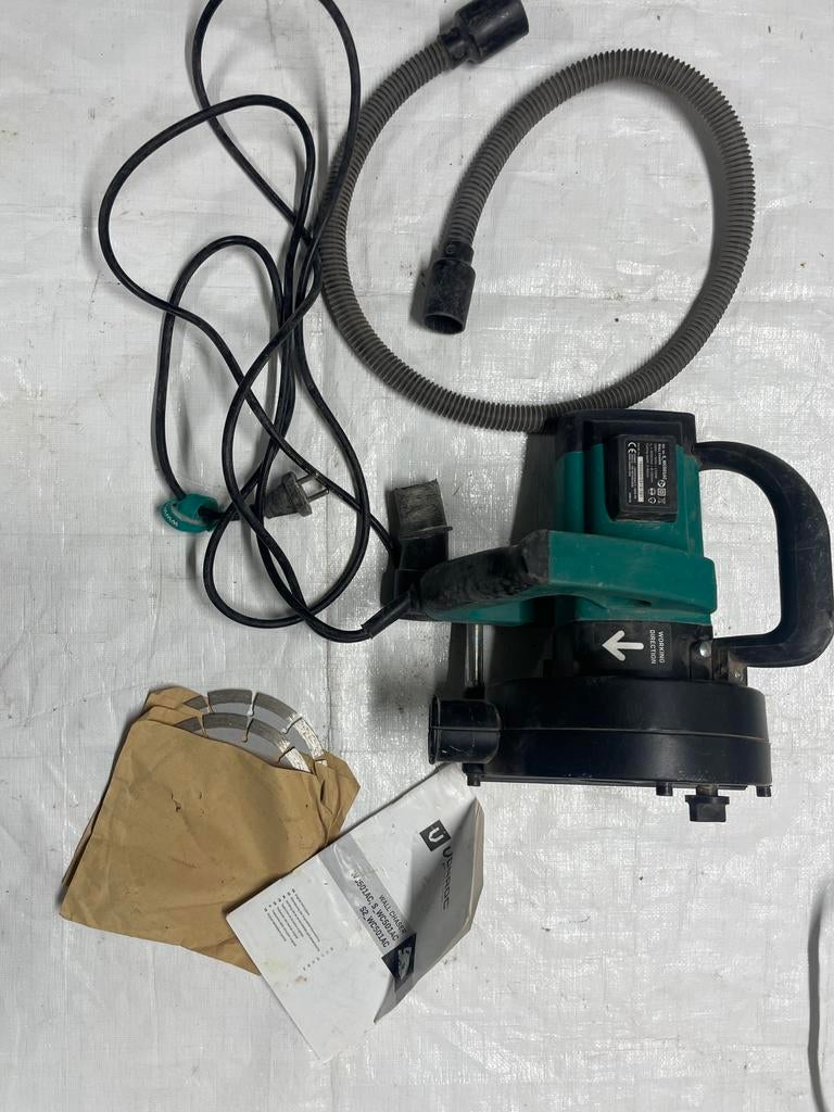 Vonroc sleuvenfrees, Bricolage & Construction, Outillage | Fraiseuses, Enlèvement, Utilisé, Électrique, Coupeuse à fente