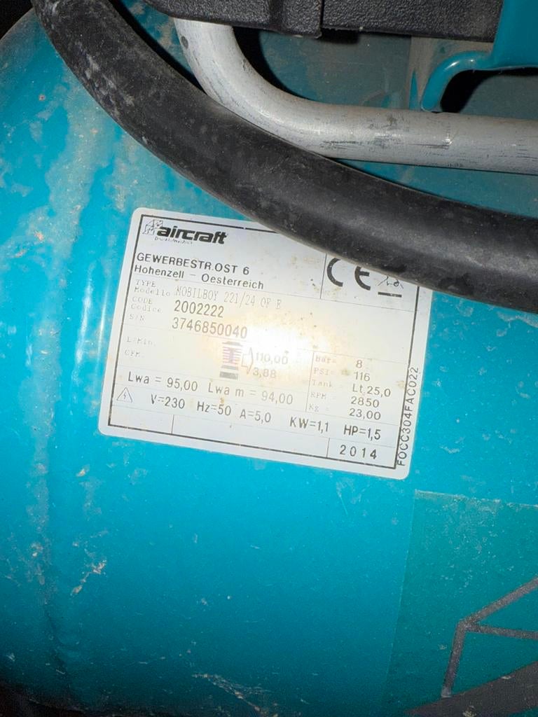 Compresseur AIRCRAFT HOBBYBOY 221/24 – 24L – 8 Bar – 1,5 HP, Bricolage & Construction, Compresseurs, Enlèvement