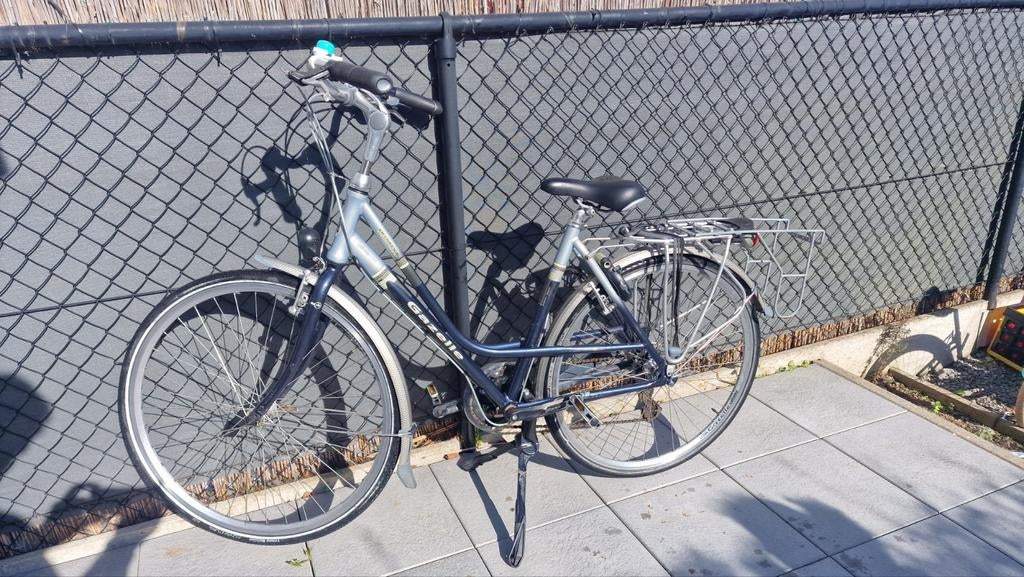 Damesfiets merk Gazelle, Ophalen, Gazelle