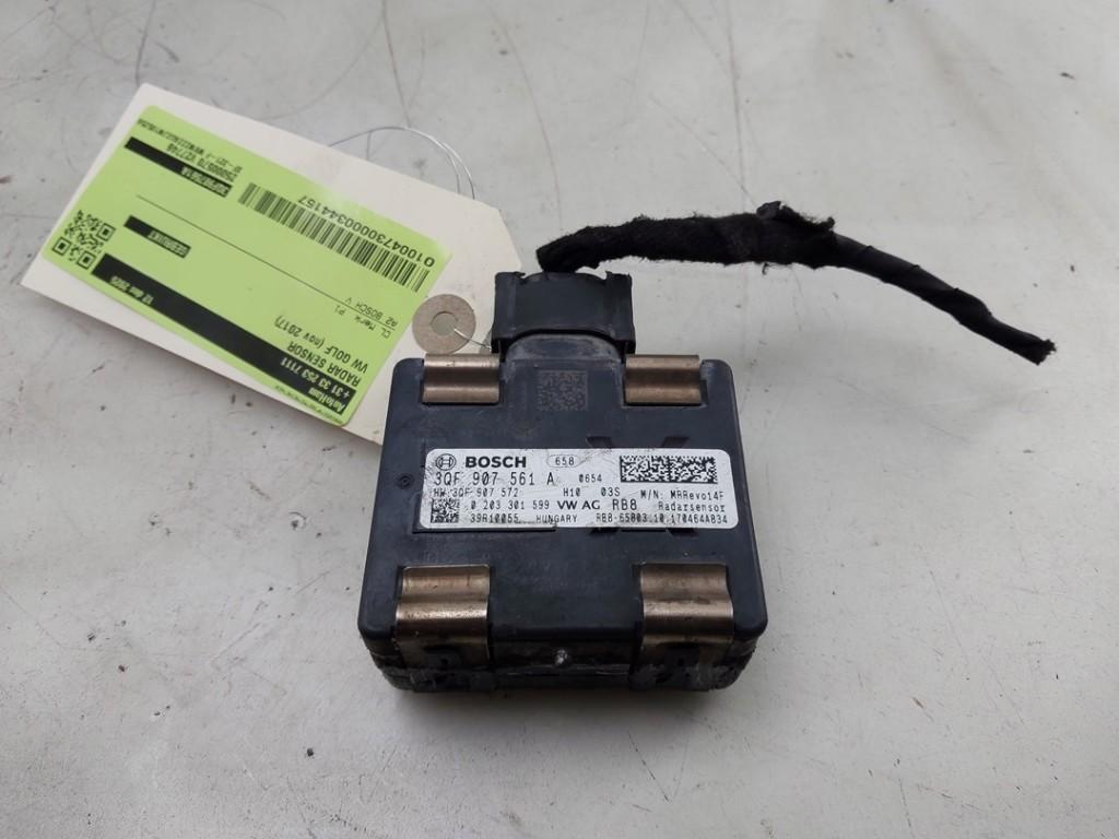 CAPTEUR RADAR Volkswagen Golf VII (AUA) (|3QF907561A|), Robert Bosch AG, Volkswagen, Utilisé, Robert-Bosch-Allee 1
74232  Abstatt, DE