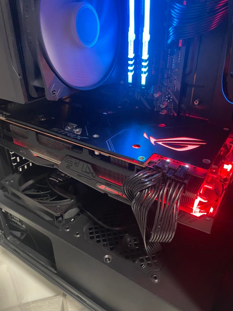 ASUS ROG Strix RX 5700 XT 8 Go OC–Excellent état, Computers en Software, Ophalen of Verzenden, Zo goed als nieuw