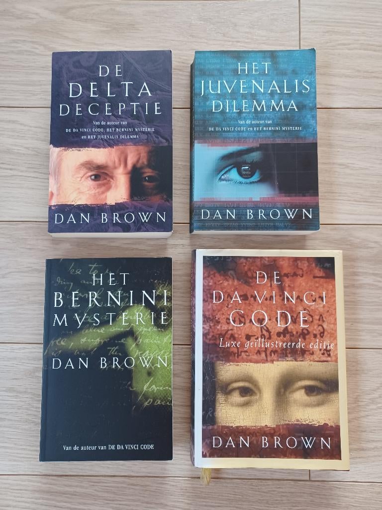 Pakket thrillers van Dan Brown in nieuwstaat, Ophalen, Zo goed als nieuw, Dan Brown
