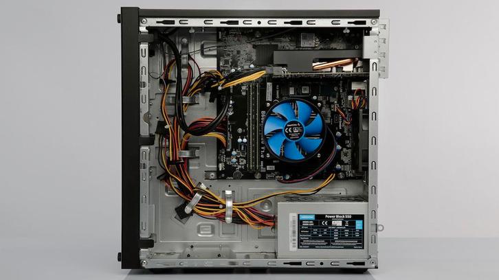Medion erazer recon e10, Informatique & Logiciels, Ordinateurs de bureau, Utilisé, HDD, 16 GB, Avec carte vidéo, Gaming, Enlèvement