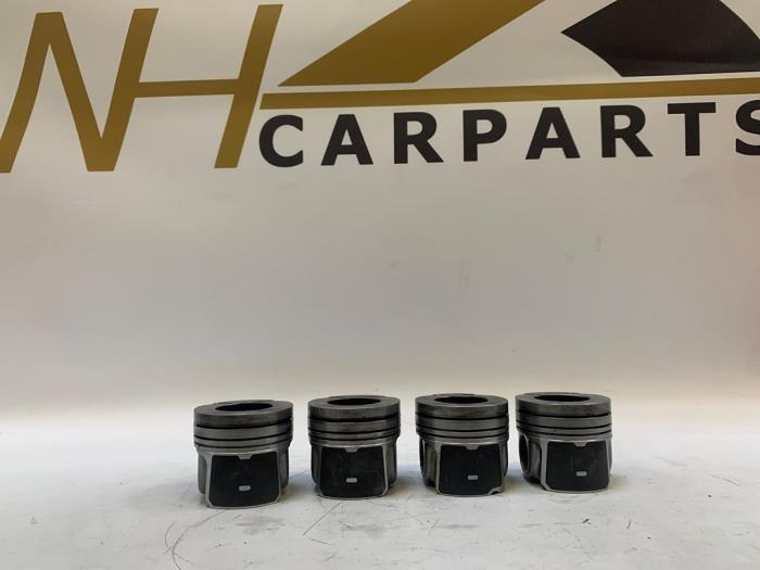 Piston d'un Ford Transit Custom, Autos : Pièces & Accessoires, Moteurs & Accessoires, Ford, Utilisé, 3 mois de garantie, Enlèvement ou Envoi