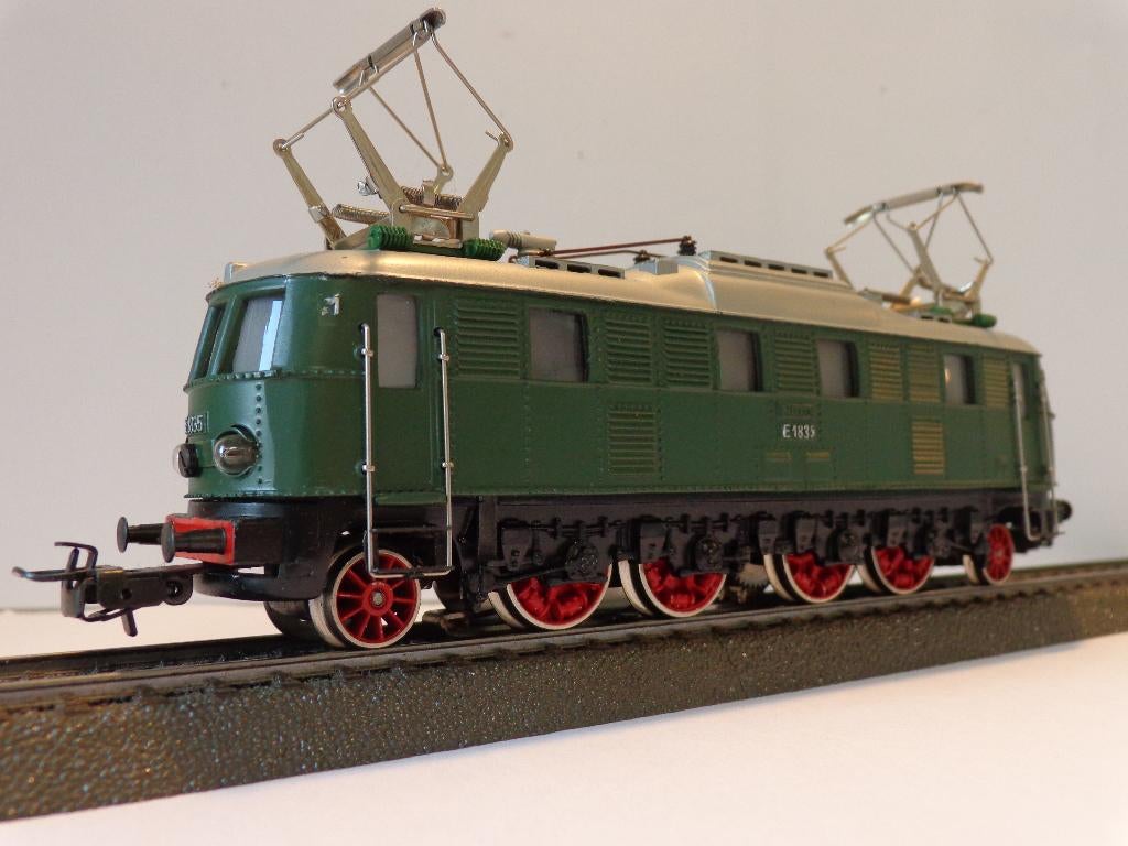 Marklin ho DB 3024 Loco électrique Type E 18., Hobby & Loisirs créatifs, Trains miniatures | HO, Comme neuf, Locomotive, Märklin