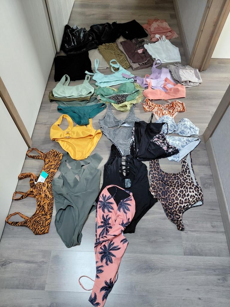 Ruim pakket dames zwem en nachtkledij, Enlèvement ou Envoi