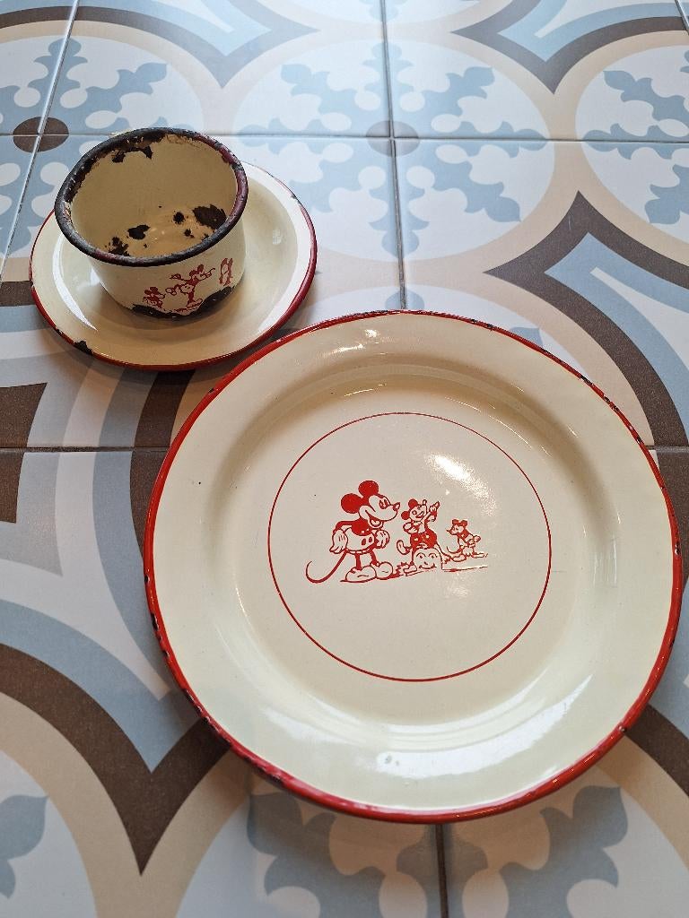 Émail de service pour enfants Mickey 1930, Collections, Marques & Objets publicitaires, Utilisé, Panneau publicitaire, Enlèvement ou Envoi