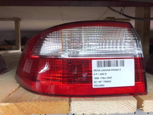 FEU ARRIÈRE GAUCHE Renault Laguna II (BG) (01-2001/12-2007), Utilisé, Renault