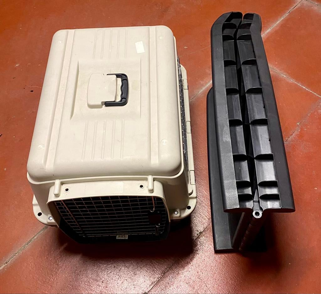 Honden Bench + loopbrug, Ophalen, Zo goed als nieuw