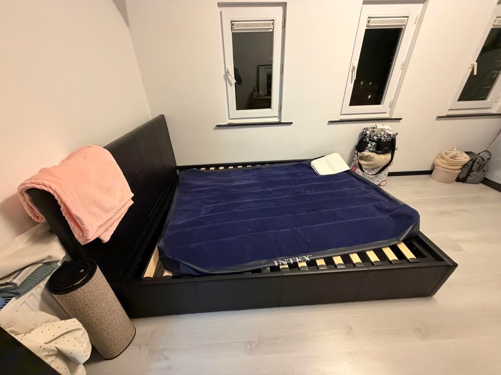 Bed 160x200, Ophalen